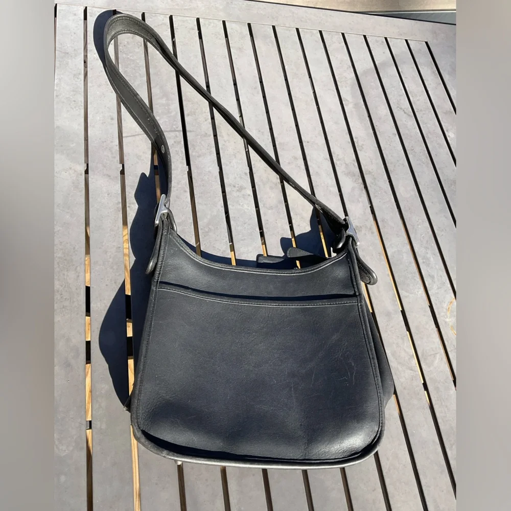 Vintage Coach Legacy Black Leather Shoulder Bag - Picture 4 of 13